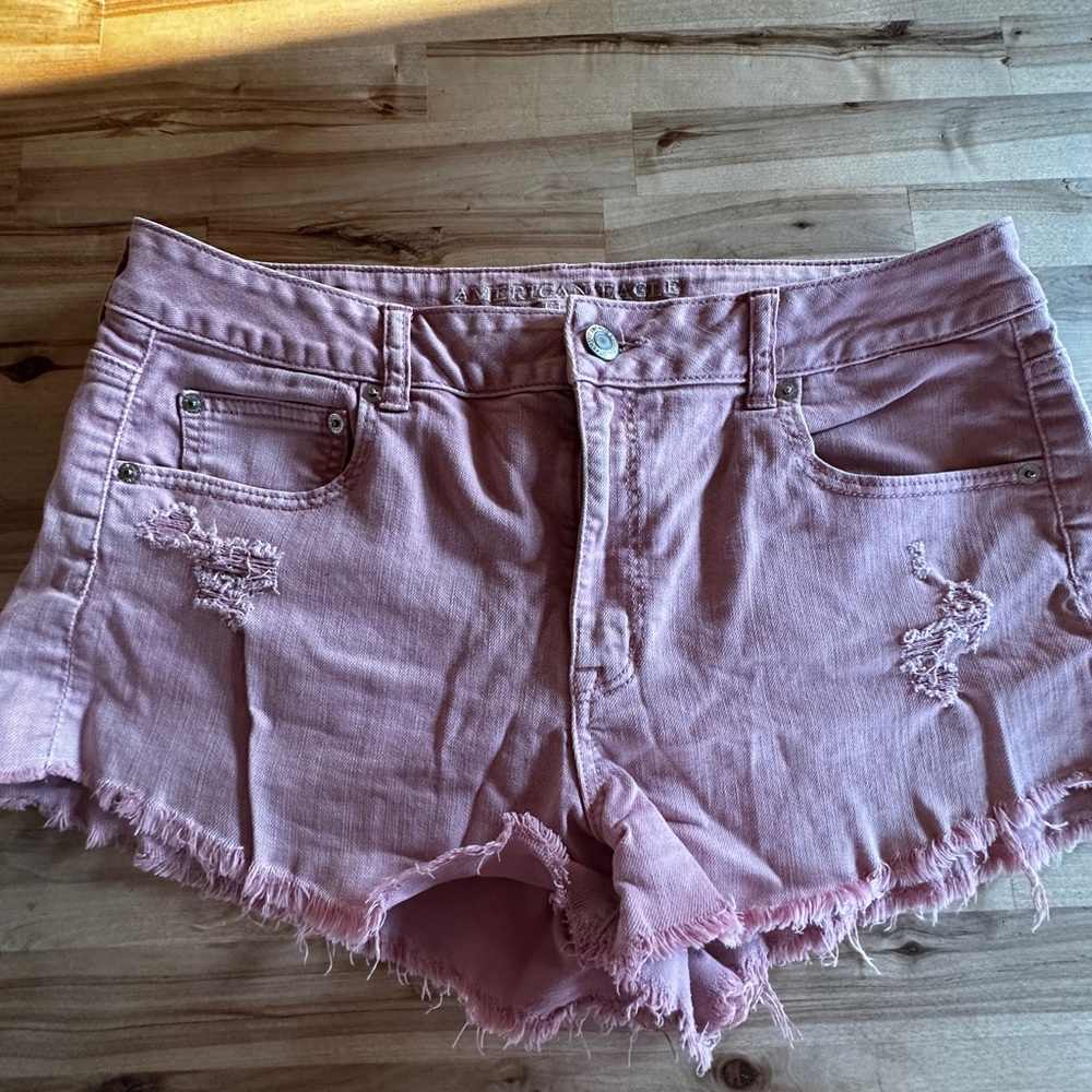Light pink stretch shorts